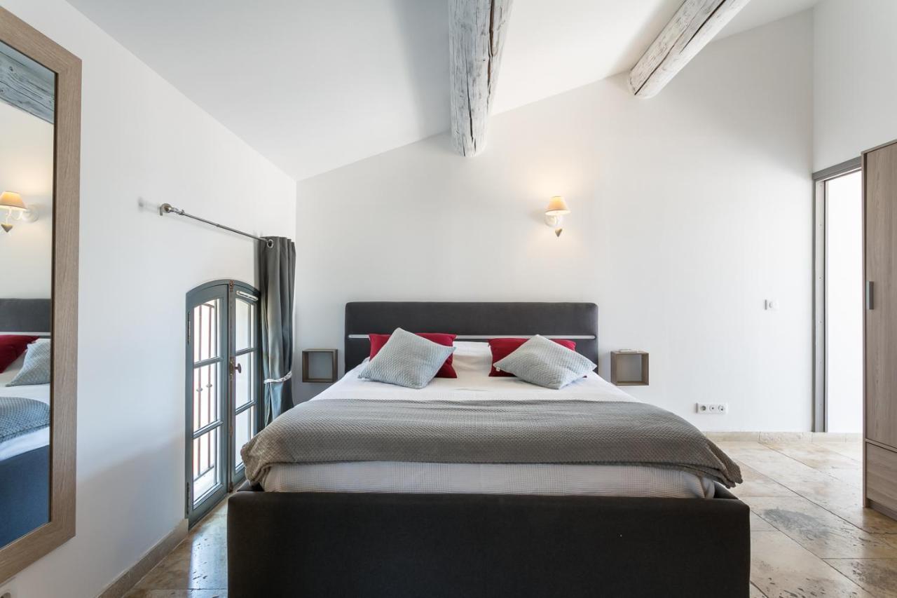 Nuit Etoilee Apartment L'Isle-sur-la-Sorgue Bagian luar foto